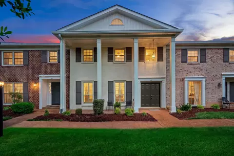 1002 E Northfield Blvd #E104, Murfreesboro, TN 37130
