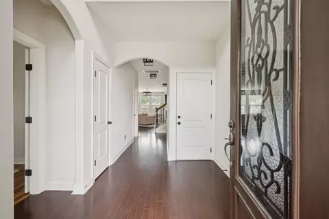 1102 Smokewood Way, Nashville, TN 37221