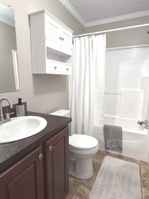 Bath - 181 Duke Rd, Dickson, TN 37055 photo 3 of 3
