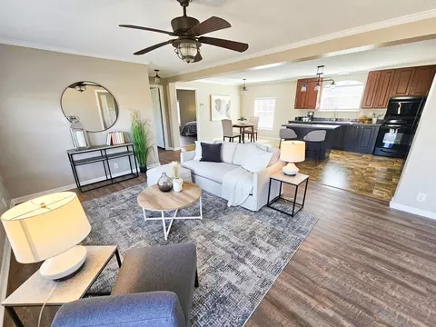 181 Duke Rd, Dickson, TN 37055