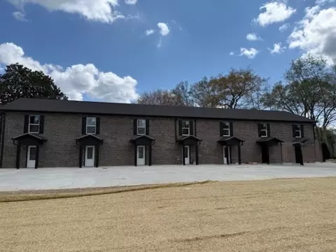 1416 E Lincoln St #4, Tullahoma, TN 37388