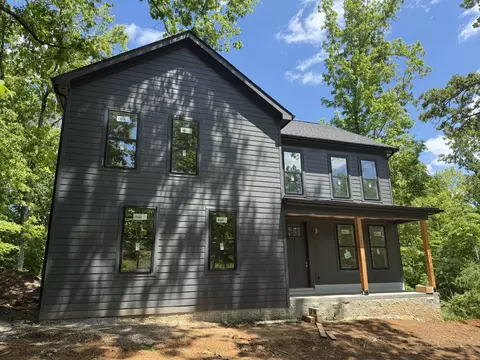 10005 Forest Ln, Bon Aqua, TN 37025