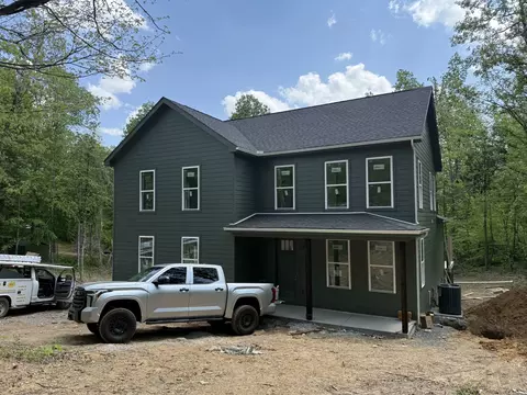10022 Forest Ln, Bon Aqua, TN 37025
