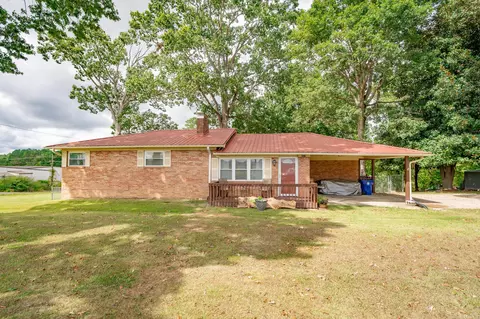 3015 NE 20th St, Cleveland, TN 37323