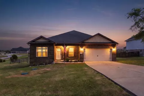 2515 Warners Ridge Dr, Chapel Hill, TN 37034
