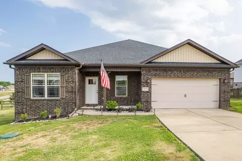 2515 Warners Ridge Dr, Chapel Hill, TN 37034