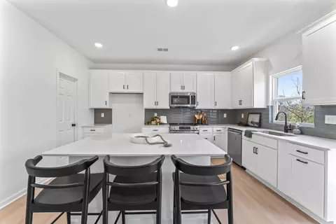 2955 Sharpstone Dr, Columbia, TN 38401 photo 7