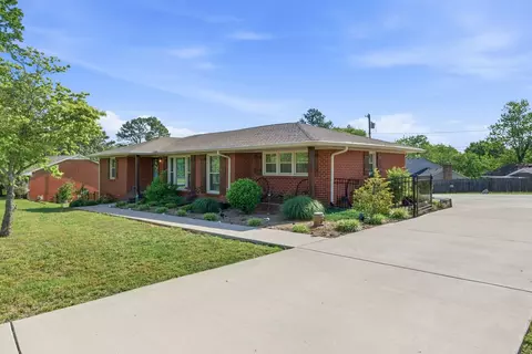 210 S Sequoia Dr, Springfield, TN 37172