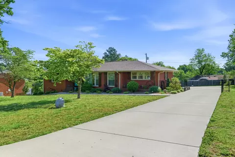 210 S Sequoia Dr, Springfield, TN 37172