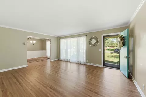 Living - 210 S Sequoia Dr, Springfield, TN 37172 photo 1 of 5