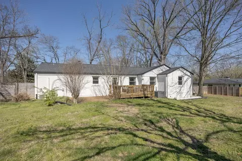 Exterior - 500 Vantrease Rd, Madison, TN 37115 photo 6 of 10