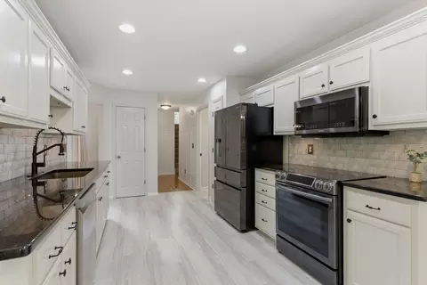 Kitchen - 7229 Dice Lampley Rd, Fairview, TN 37062 photo 1 of 4