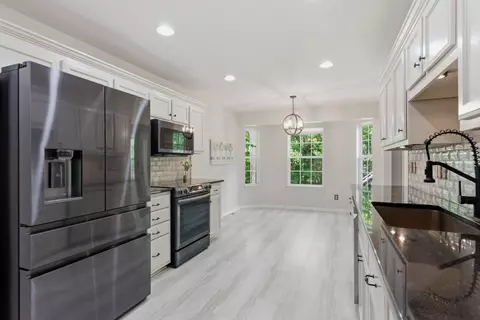 Kitchen - 7229 Dice Lampley Rd, Fairview, TN 37062 photo 4 of 4