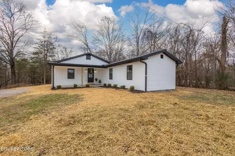 234 Bostie Maire Ln, Clinton, TN 37716