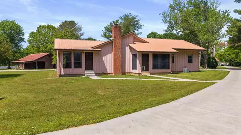 178 Carolina Ave, Delano, TN 37325