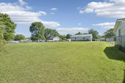 Exterior - 3409 Dutton Ct, Murfreesboro, TN 37130 photo 5 of 8