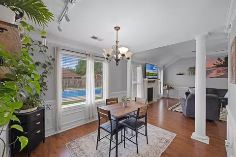 Dining - 7 Matrix Cv, Jackson, TN 38305 photo 2 of 3