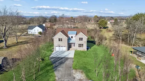1054 Nichols Cir E, Gallatin, TN 37066