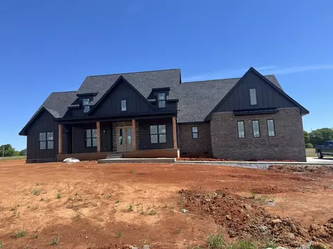 5022 Royal View Way, Clarksville, TN 37040