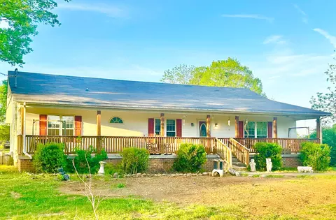 384 Coopertown Rd, Unionville, TN 37180