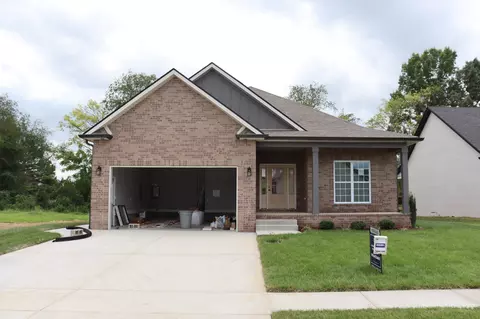 734 Southern Pine Trl, Clarksville, TN 37043