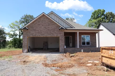 734 Southern Pine Trl, Clarksville, TN 37043