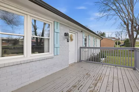 111 Amber Lynn Cir, Columbia, TN 38401