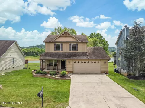 121 Twilight Blvd, Sharps Chapel, TN 37866