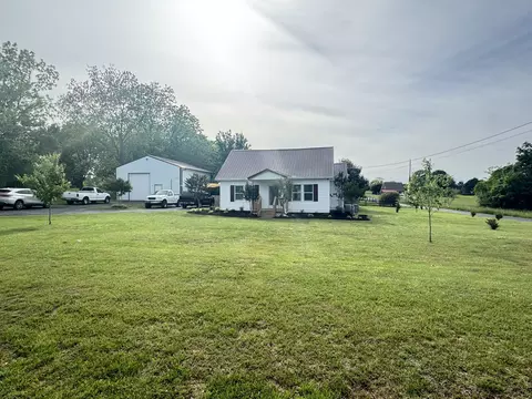 19 Westside Rd, Lawrenceburg, TN 38464