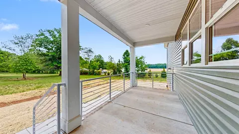 Exterior - 5045 Hyde Rd, Springfield, TN 37172 photo 2 of 9