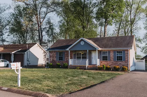 1206 Ledbury Dr, Smyrna, TN 37167