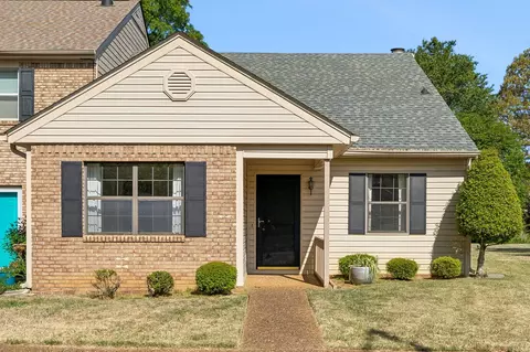 6466 Brookmead Cir, Hixson, TN 37343