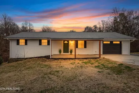 3037 Marvin Cir, Maryville, TN 37803
