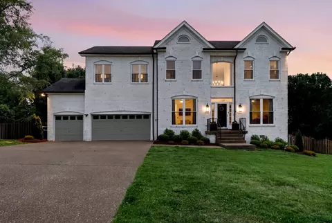 703 Park Dr, Goodlettsville, TN 37072