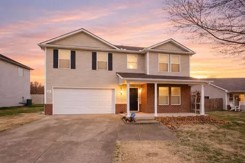 2131 Carlton Ln, Thompsons Station, TN 37179