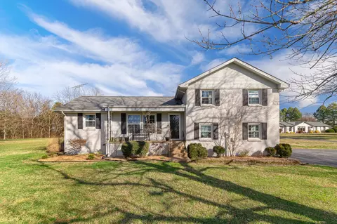 9576 Mullens Rd, Arrington, TN 37014