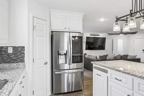 Kitchen - 506 N Point Dr, Summertown, TN 38483 photo 2 of 5