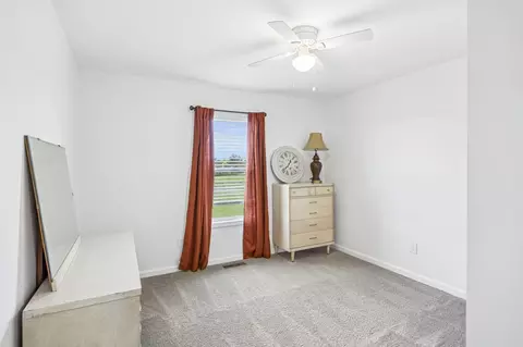Bedroom - 506 N Point Dr, Summertown, TN 38483 photo 4 of 6