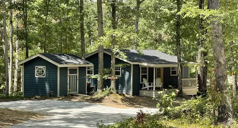 1030 Johnson Hollow Rd, Mcewen, TN 37101