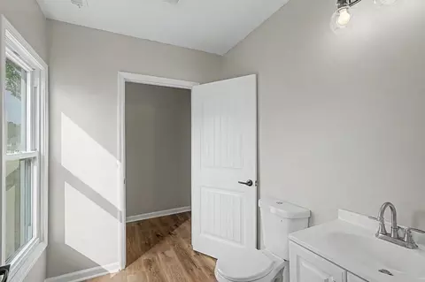 Bath - 219 Cherry St, Guthrie, KY 42234 photo 2 of 2