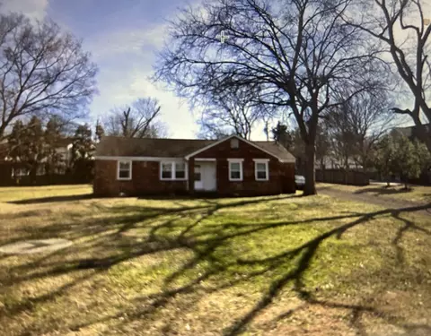 6006 Don Allen Rd, Nashville, TN 37205