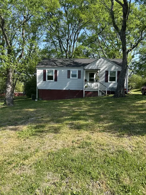 1926 Dahlia Dr, Nashville, TN 37210