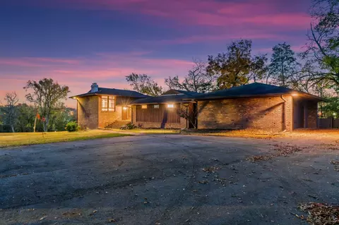 4 Hidden Acres Dr, Lebanon, TN 37087