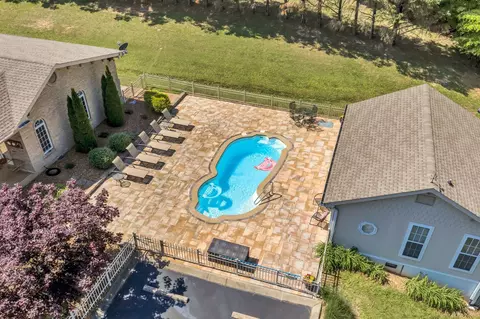 Exterior - 5129 Highway 70 E, White Bluff, TN 37187 photo 16 of 24