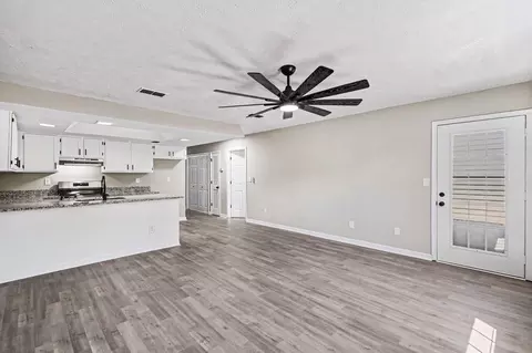 122 Pepper Grove Dr, Springfield, TN 37172