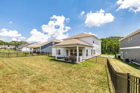 Exterior - 137 Cavalcade Loop, Gallatin, TN 37066 photo 12 of 13