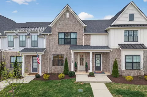 2649 Bramblewood Ln, Thompsons Station, TN 37179
