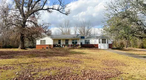 2884 Sandy Flat Rd, Bethel Springs, TN 38315