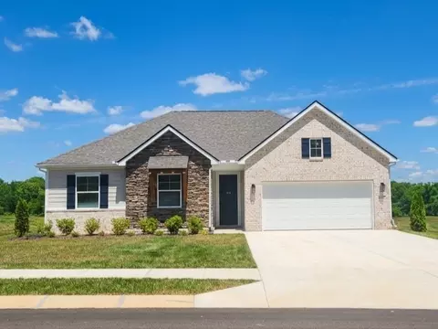 1558 Oak Springs Dr, Columbia, TN 38401
