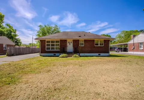 105 Lynn Dr, Columbia, TN 38401
